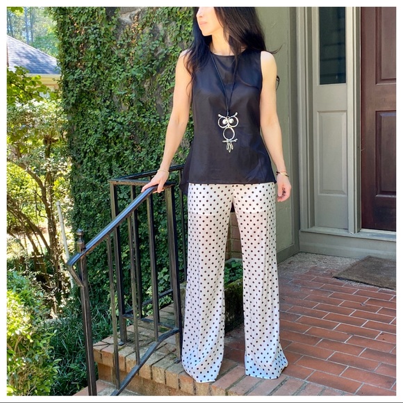 FABULOUS WHITE WITH BLACK POLKA DOT WIDE LEG PANTS - Picture 5 of 8